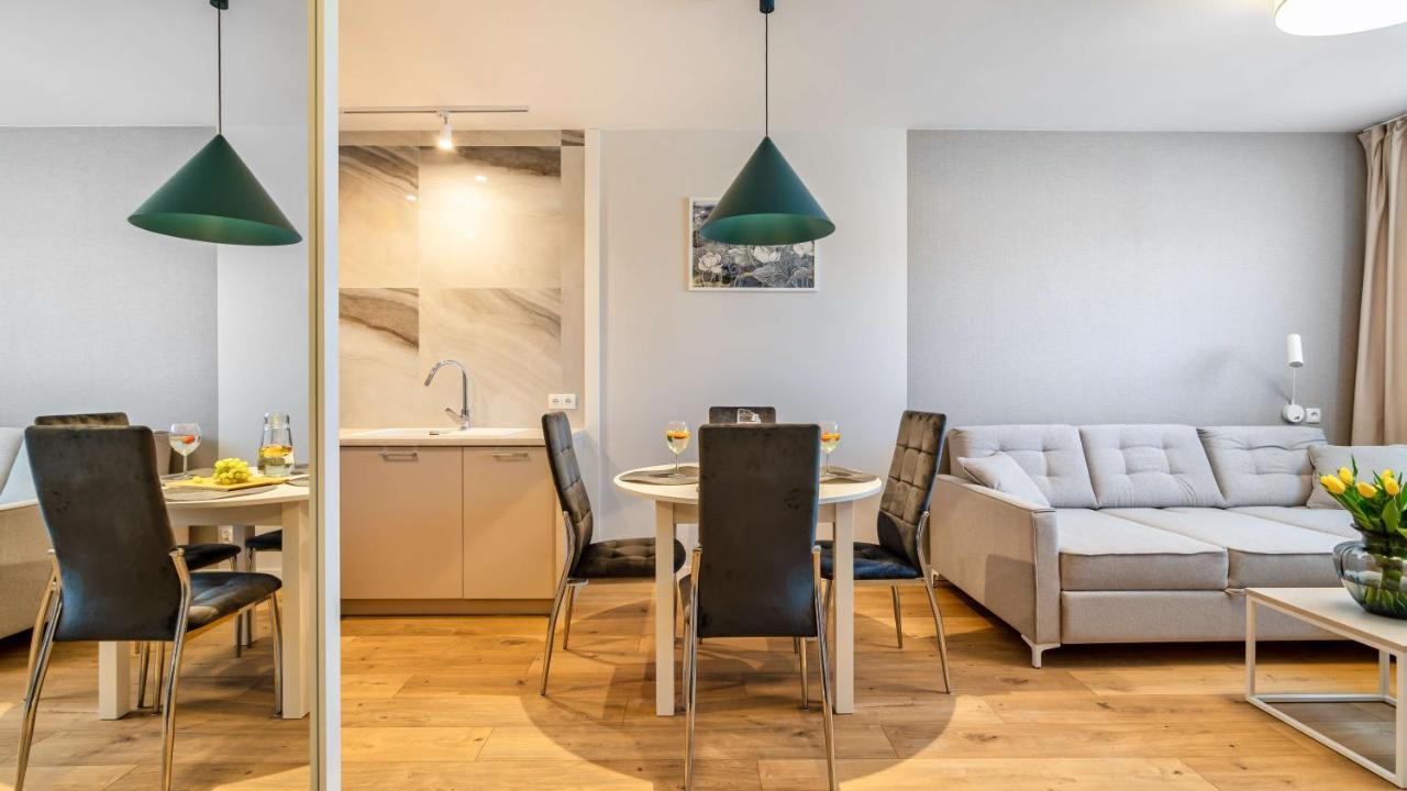 Port Krynica Apartamenty 库瑞尼卡慕斯卡 外观 照片