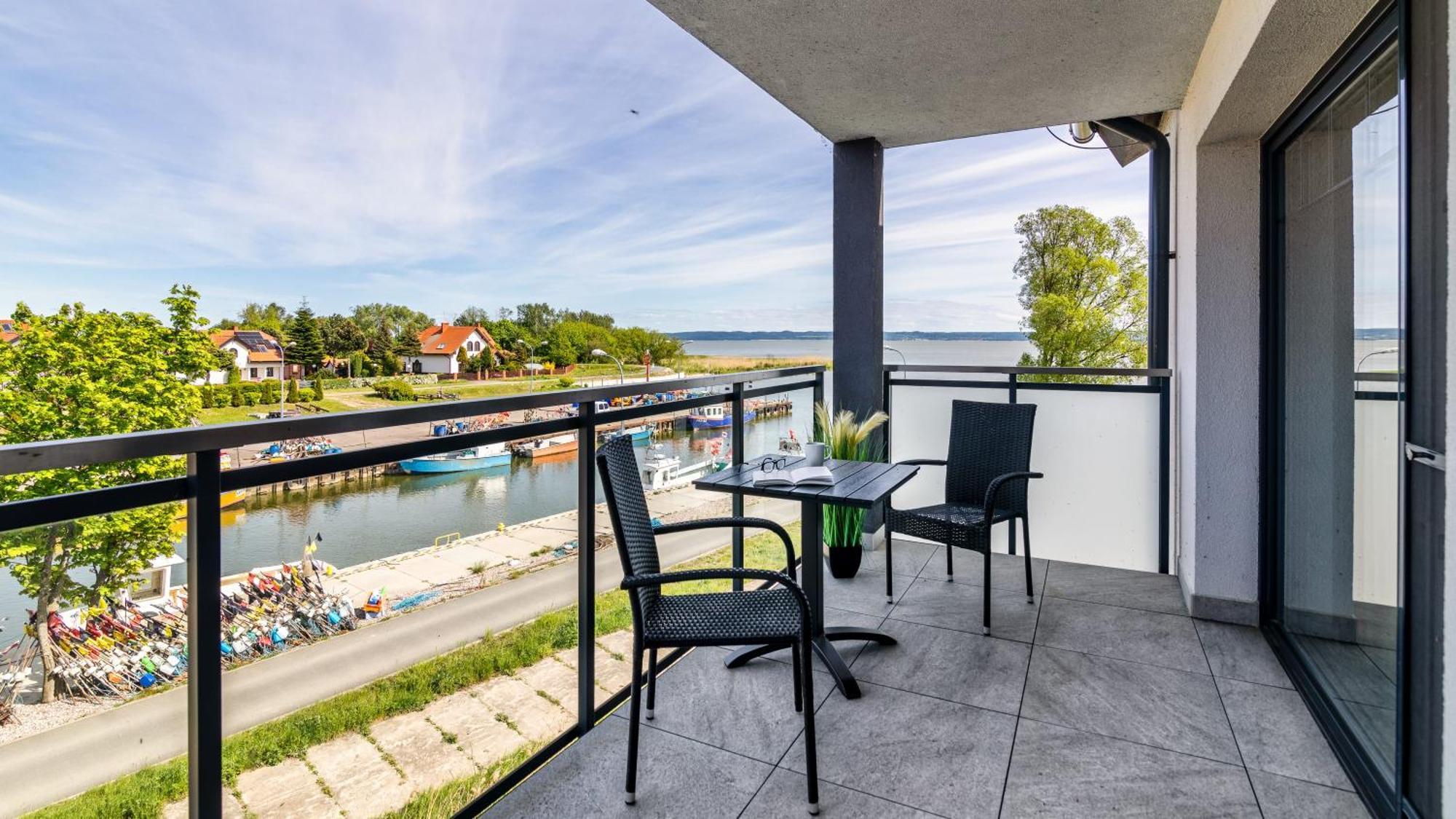 Port Krynica Apartamenty 库瑞尼卡慕斯卡 外观 照片
